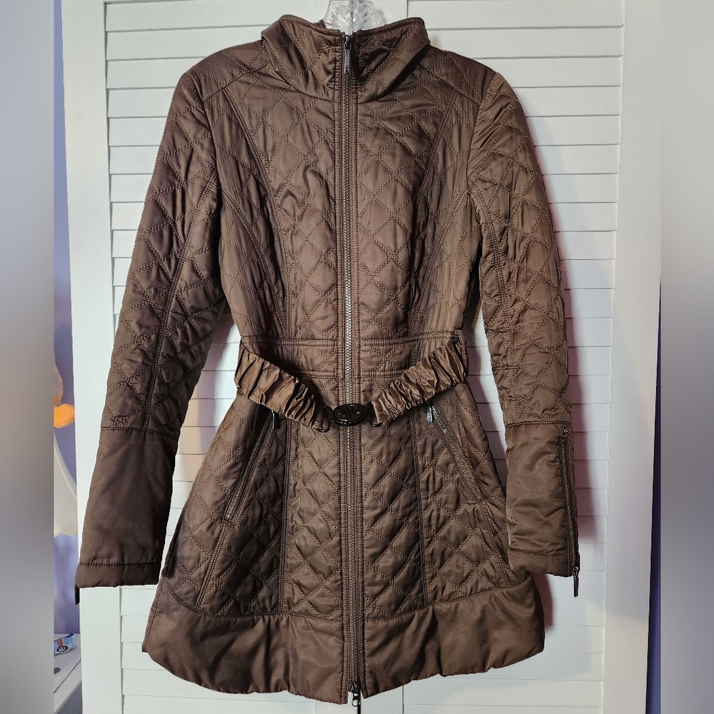 Laundry Belted Puffer - Picture 2 of 10